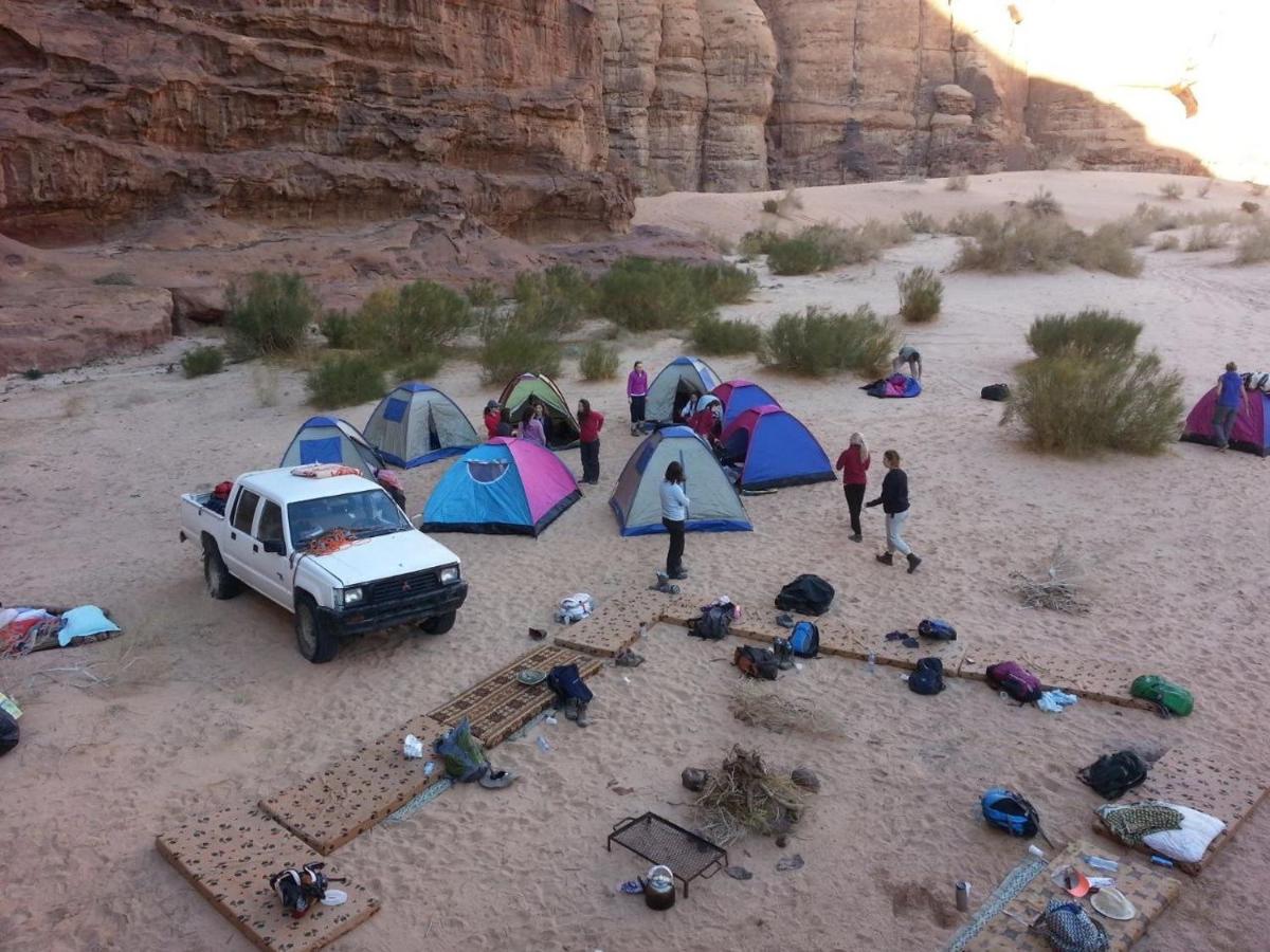 Hotel Zawaideh Desert Camp à Wadi Rum Extérieur photo