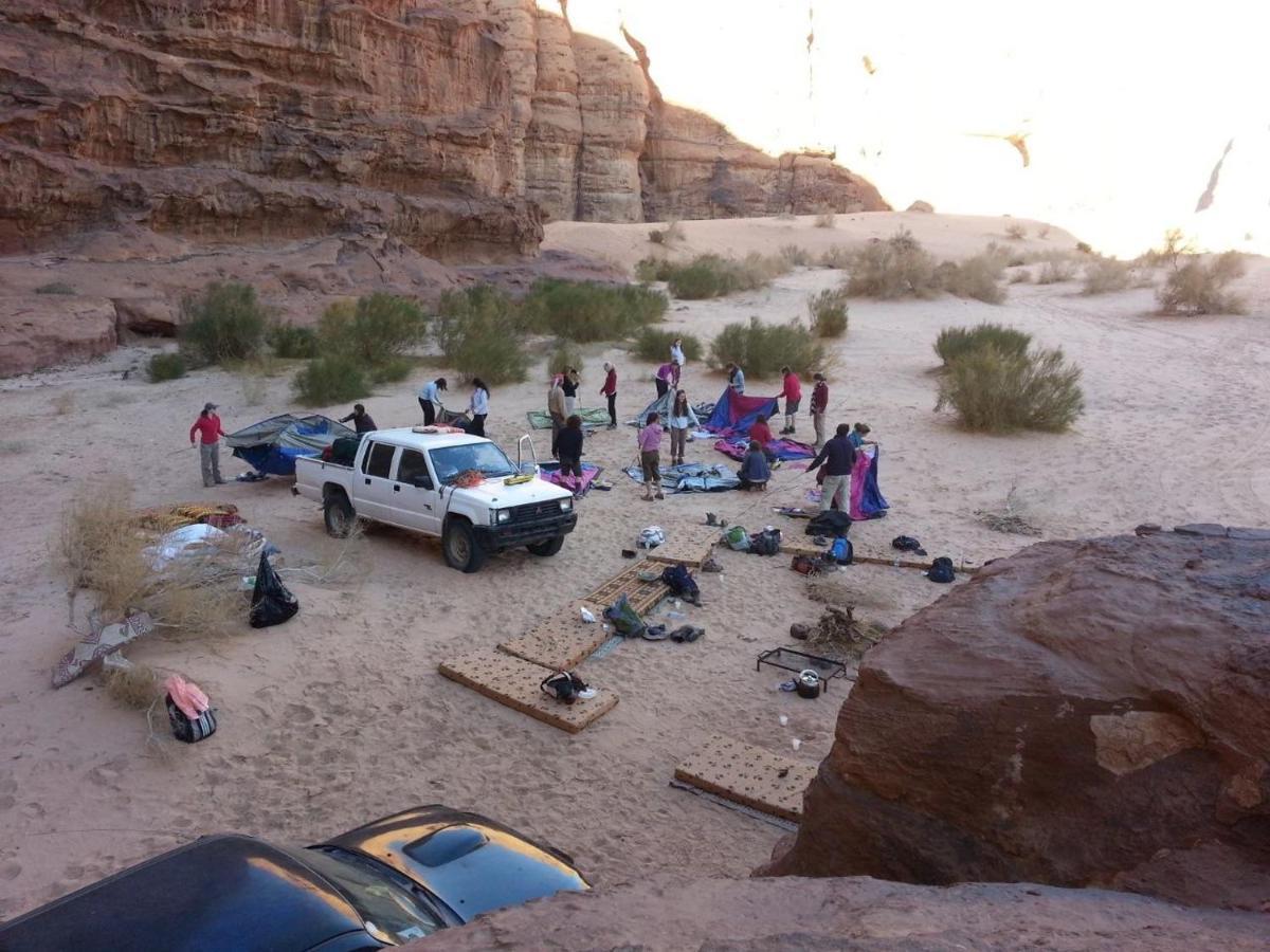 Hotel Zawaideh Desert Camp à Wadi Rum Extérieur photo