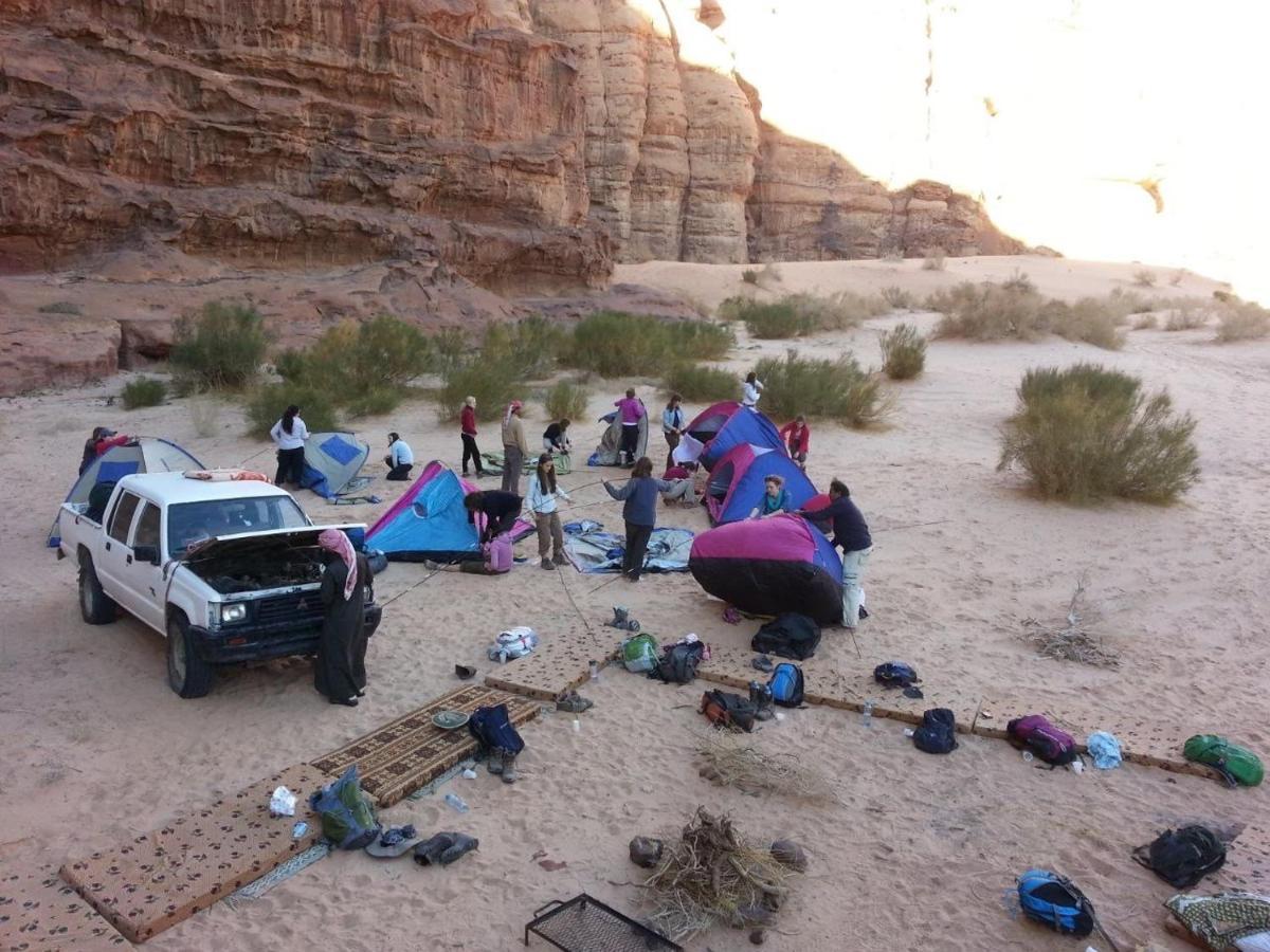 Hotel Zawaideh Desert Camp à Wadi Rum Extérieur photo