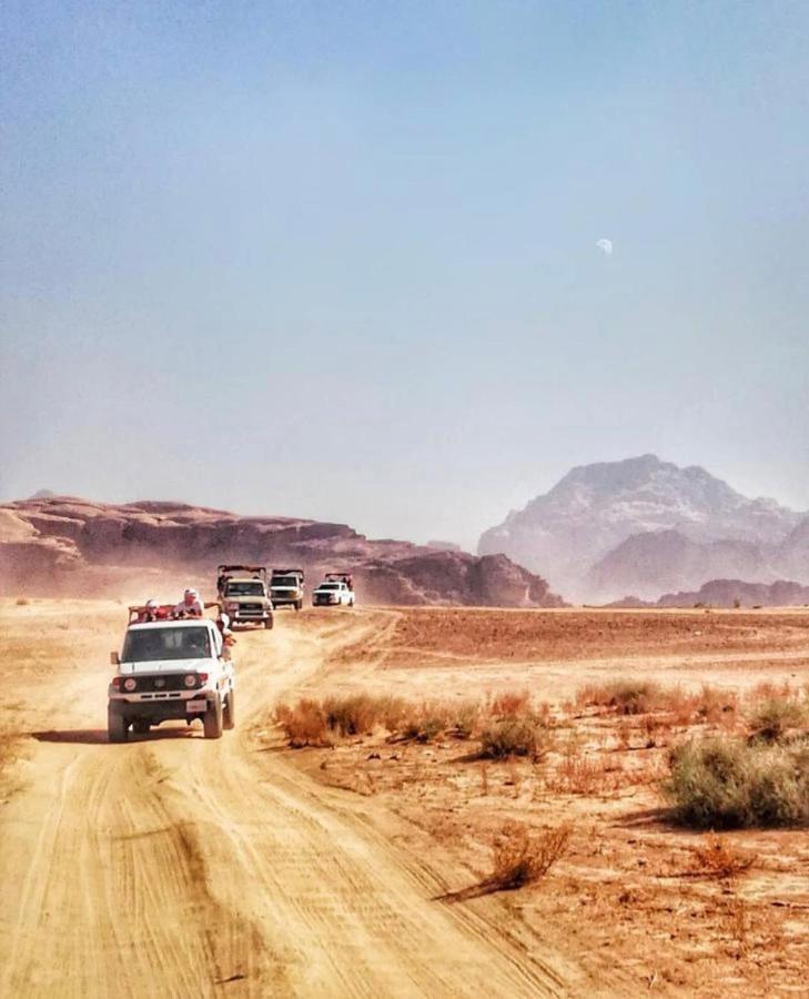 Hotel Zawaideh Desert Camp à Wadi Rum Extérieur photo