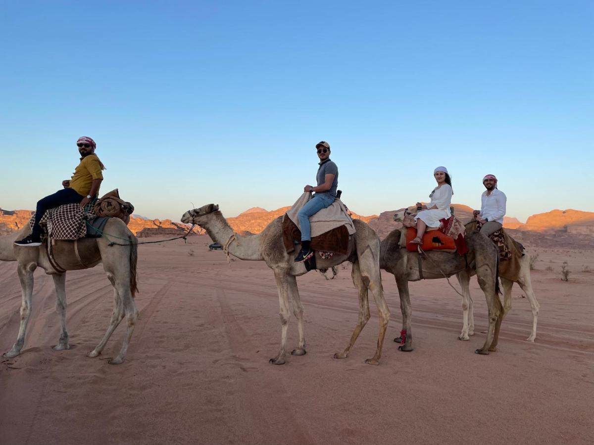 Hotel Zawaideh Desert Camp à Wadi Rum Extérieur photo