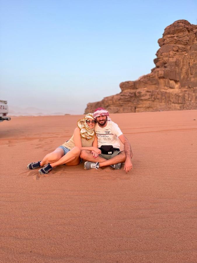 Hotel Zawaideh Desert Camp à Wadi Rum Extérieur photo