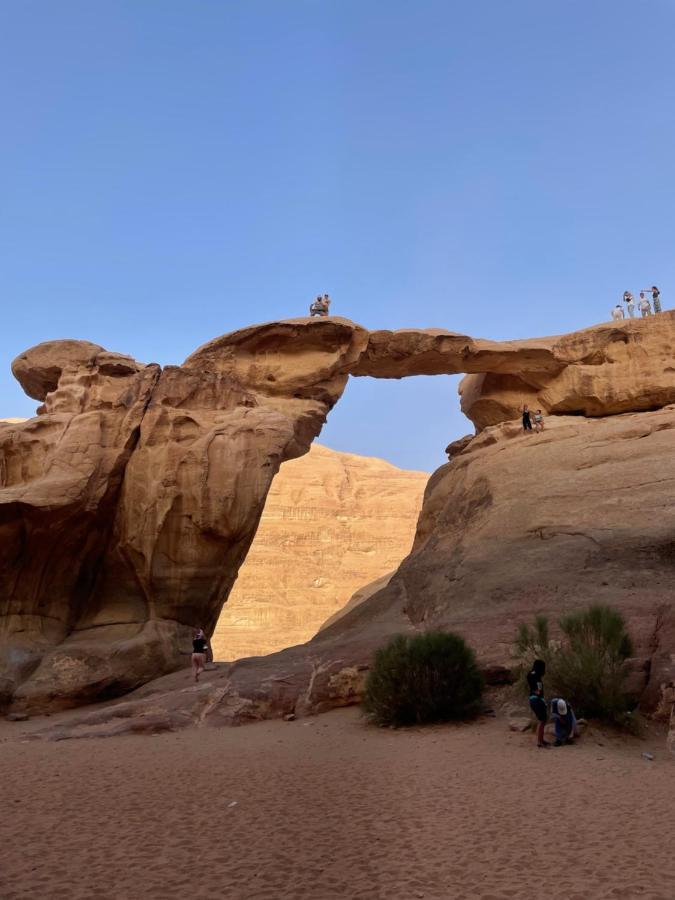 Hotel Zawaideh Desert Camp à Wadi Rum Extérieur photo