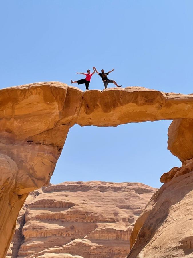 Hotel Zawaideh Desert Camp à Wadi Rum Extérieur photo